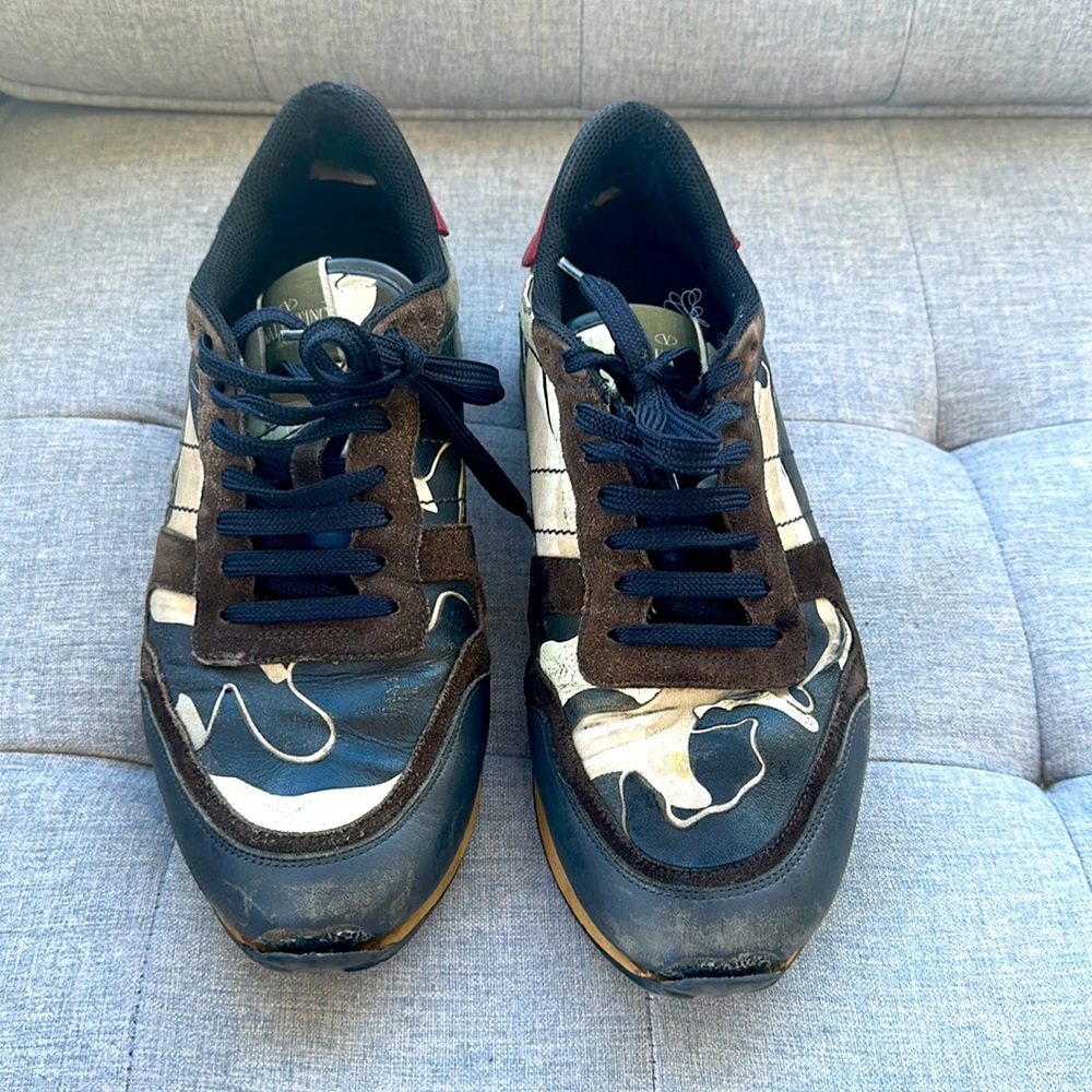 Valentino rockstud sneakers